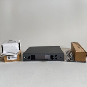 Sennheiser SR-IEM g4 /ew G4 Stereo Transmitter w/AC, Rack adapters 577352